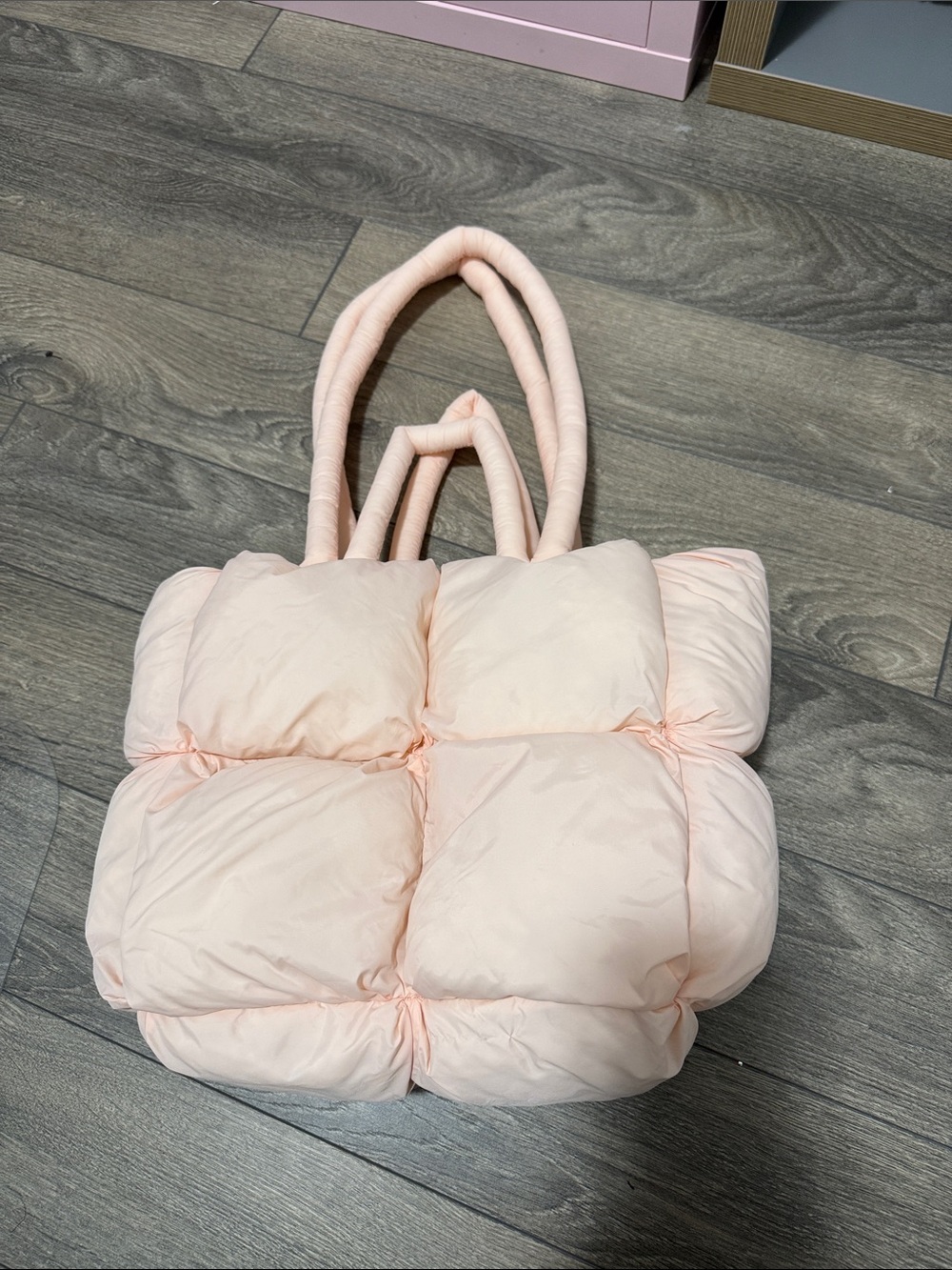 Puffy Quilted Tote Bag in Light Pink